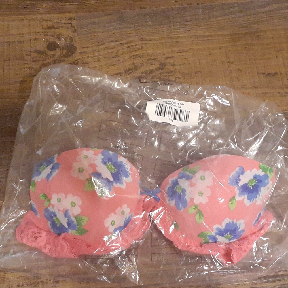 Hollister Bra 36B